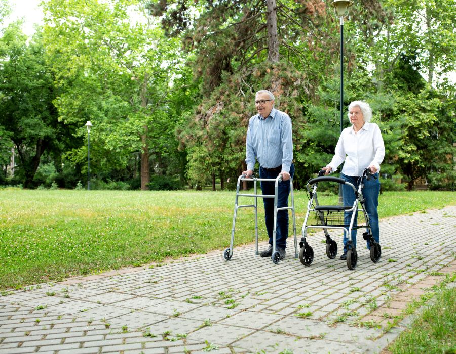The Benefits of Using a Rollator or Walker for Seniors
